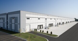 Plus de détails pour 2200 Sullivan Rd, Aurora, IL - Industriel/Logistique à louer