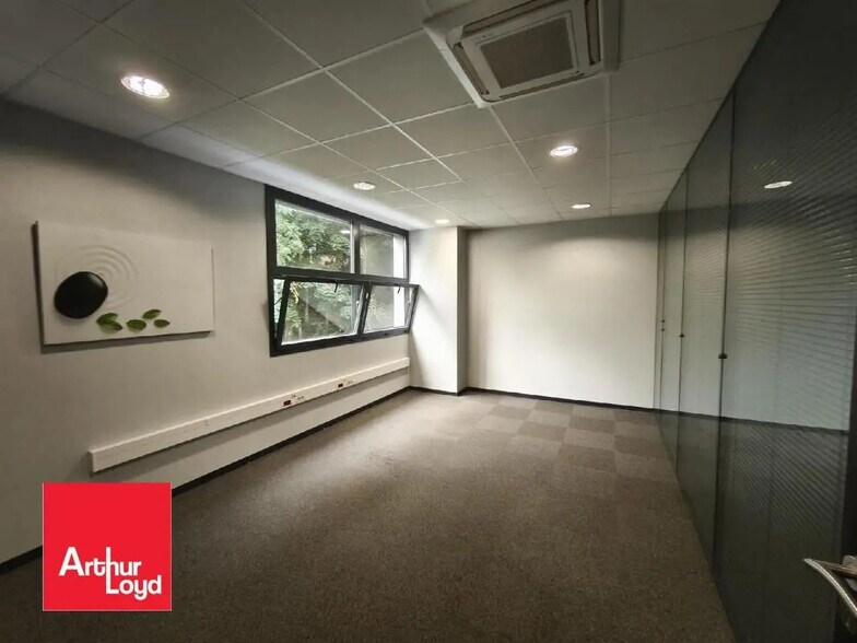 Bureau dans Le Coudray à louer - Photo intérieure – Image 2 sur 2