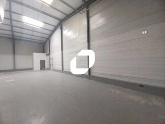 Plus de détails pour Local d'activités à louer