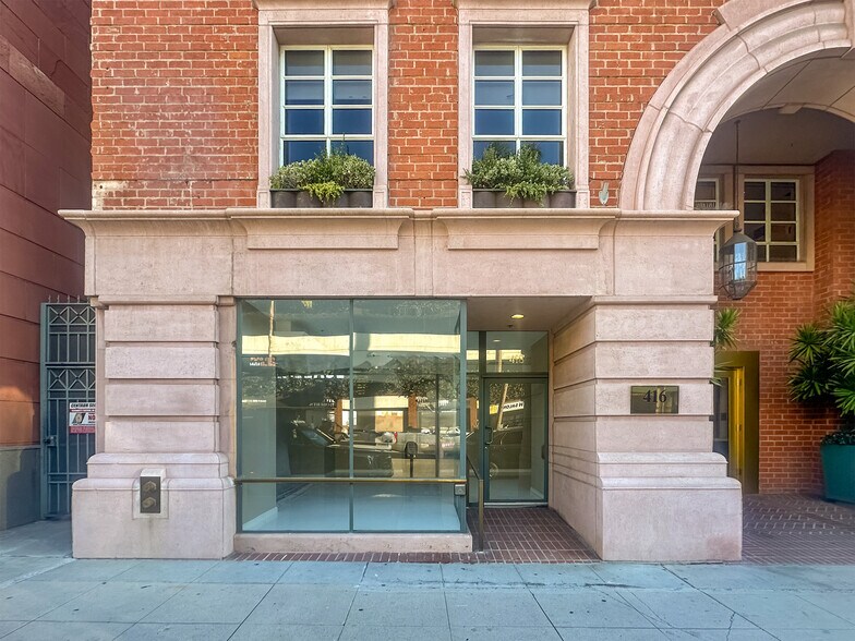 416 N Bedford Dr, Beverly Hills, CA à louer - Photo de l’immeuble – Image 2 sur 5