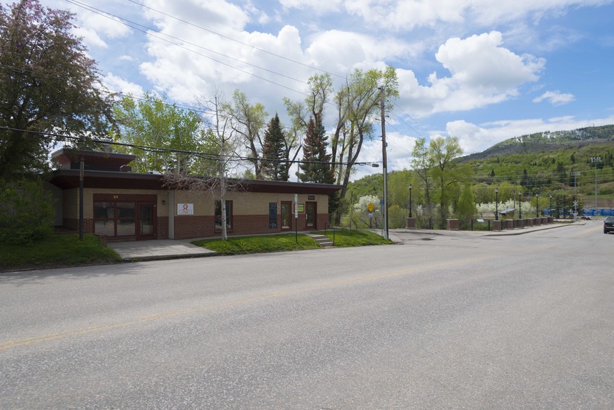 24 5th St, Steamboat Springs, CO à vendre - Photo principale – Image 1 sur 5