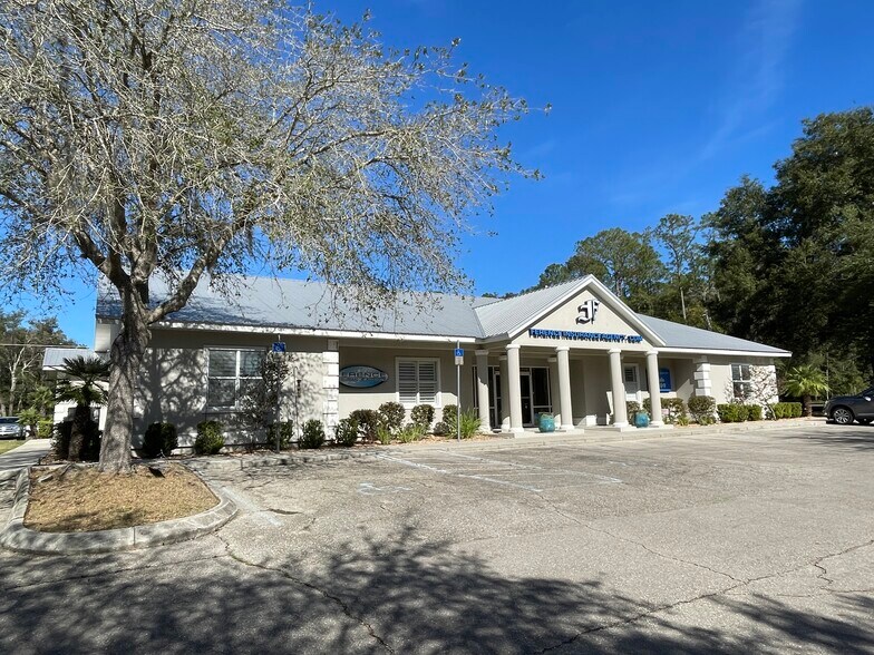 304 SW 140th Ter, Newberry, FL à vendre - Photo de l’immeuble – Image 2 sur 11