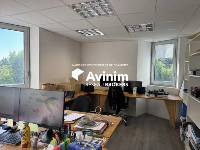 Bureau dans Avignon à louer - Photo intérieure – Image 2 sur 5