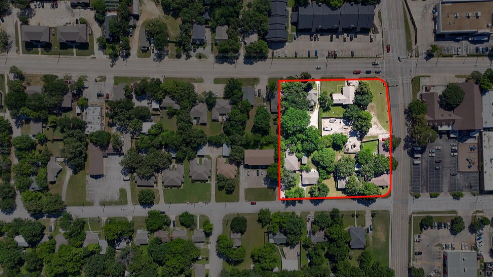 2110 Bolivar St, Denton, TX à vendre - Photo de l’immeuble – Image 2 sur 8