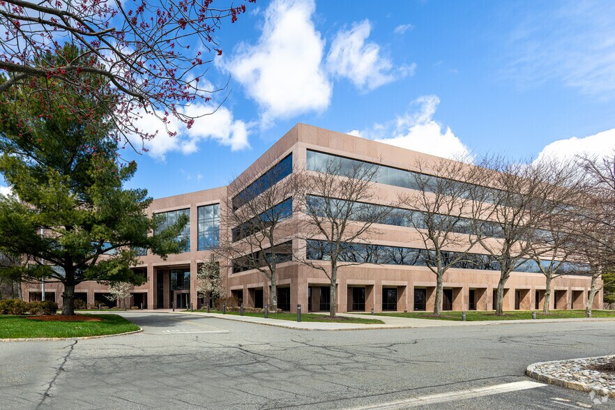 100 Campus Dr, Florham Park, NJ à louer - Photo de l’immeuble – Image 2 sur 9