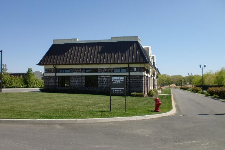 1500 Route 112, Port Jefferson Station, NY à louer - Photo de l’immeuble – Image 2 sur 6