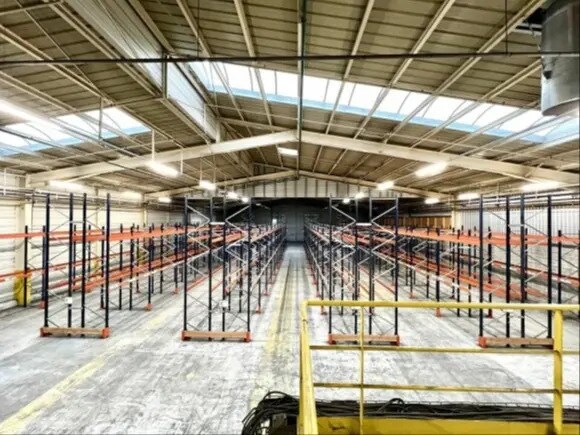 Industriel/Logistique dans Saint-Romain-de-Colbosc à louer - Photo de l’immeuble – Image 1 sur 1