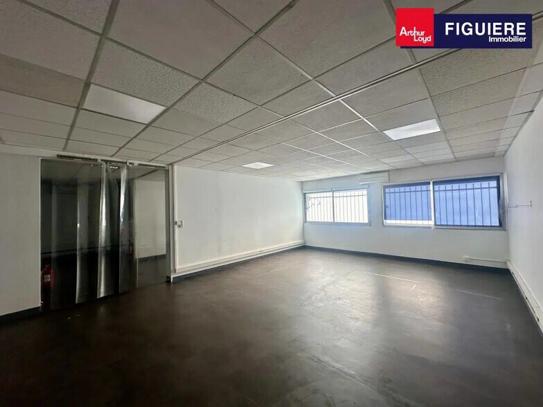 85 Rue Louis Armand, Aix-en-Provence à louer - Photo de l’immeuble – Image 2 sur 9