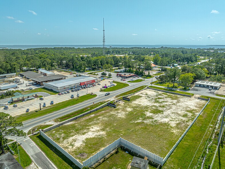 275 US Highway 98, Eastpoint, FL à vendre - Photo de l’immeuble – Image 2 sur 9