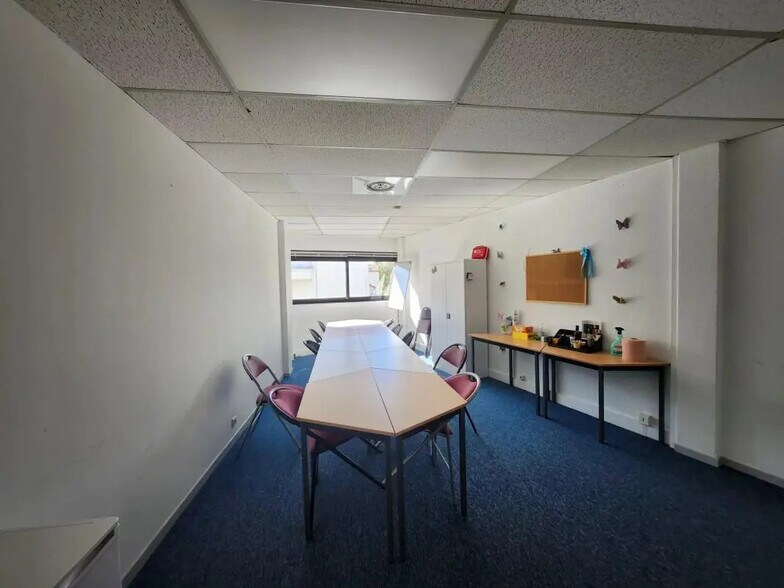 Bureau dans Montpellier à louer - Photo de l’immeuble – Image 3 sur 18