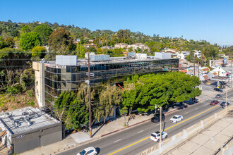 3151 Cahuenga Blvd W, Los Angeles, CA - VUE AÉRIENNE  vue de carte - Image1