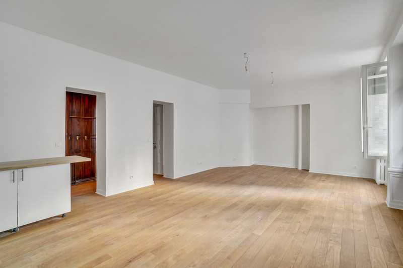 28 Rue De Turin, Paris à louer - Photo intérieure – Image 2 sur 13