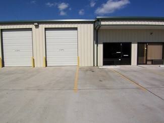 Plus de détails pour 5041 Spencer Hwy, Pasadena, TX - Local d'activités à louer