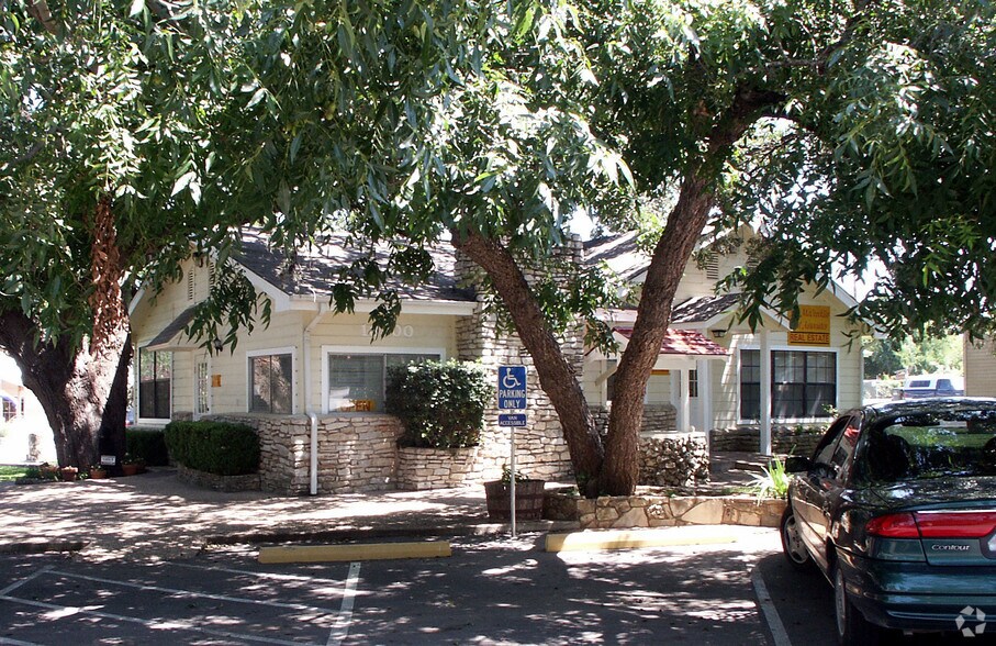 13900 RR 12, Wimberley, TX à vendre - Photo principale – Image 3 sur 10