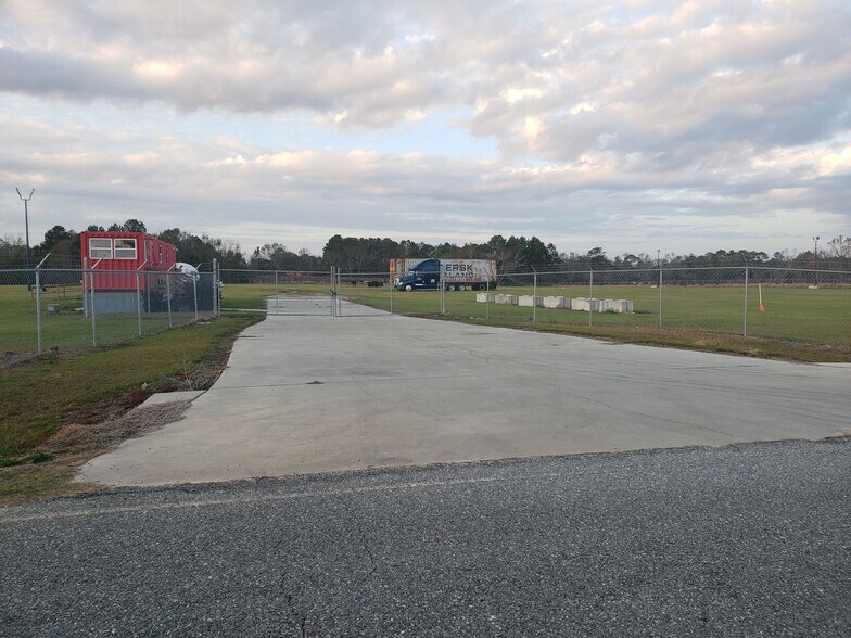 750 W Lytell St, Metter, GA à louer - Photo de l’immeuble – Image 3 sur 9