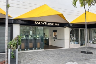 264 Miracle Mile, Coral Gables, FL à louer Photo intérieure– Image 2 sur 9