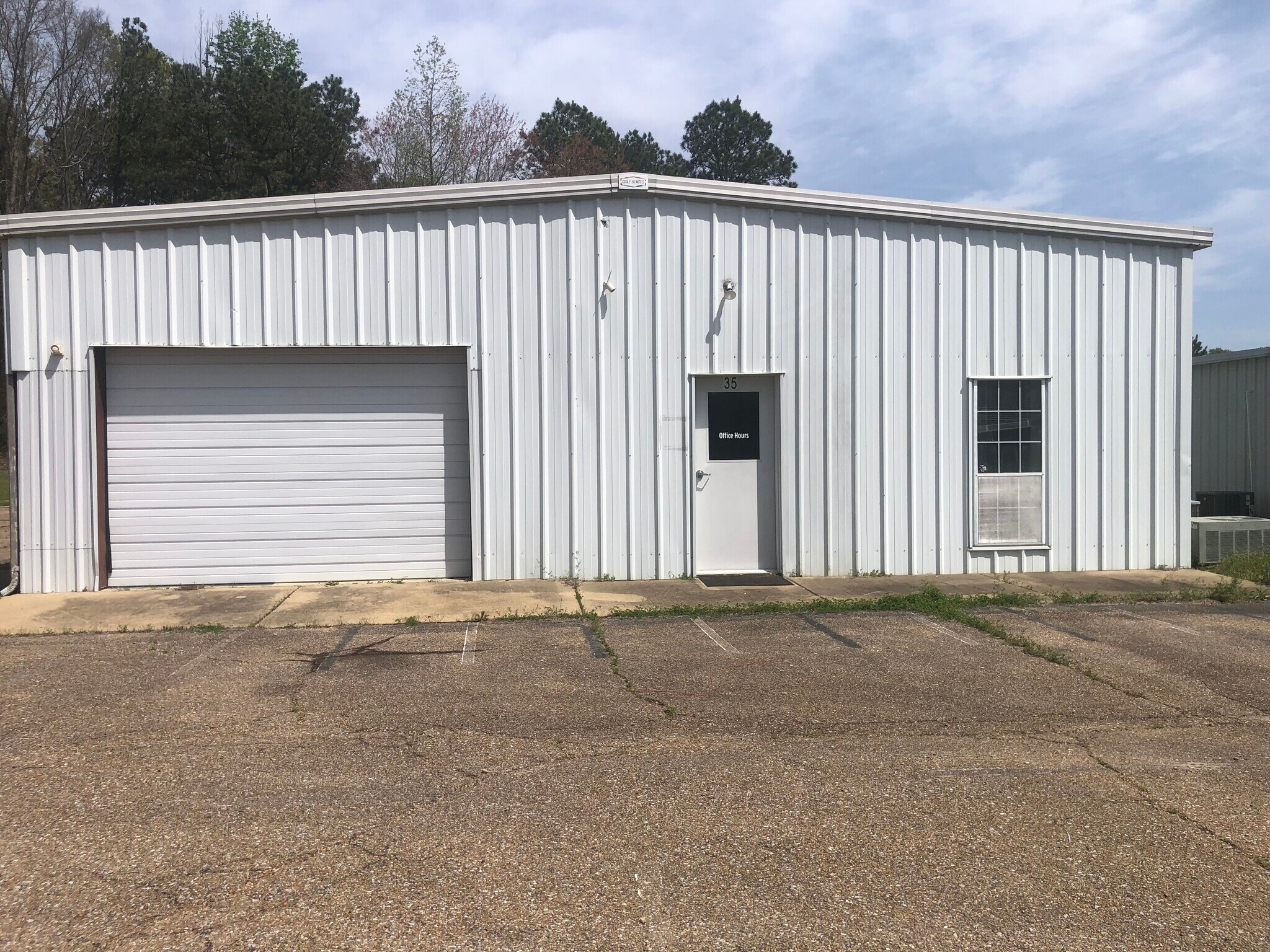 35 Wilcutt, Columbus, MS à vendre Photo principale– Image 1 sur 10