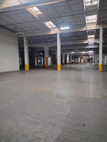 2031 Optisolar Ln, Mcclellan, CA à louer - Photo intérieure – Image 3 sur 13