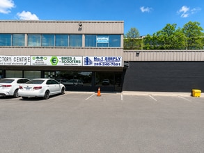 640-650 King St E, Oshawa, ON à louer Photo intérieure– Image 1 sur 18