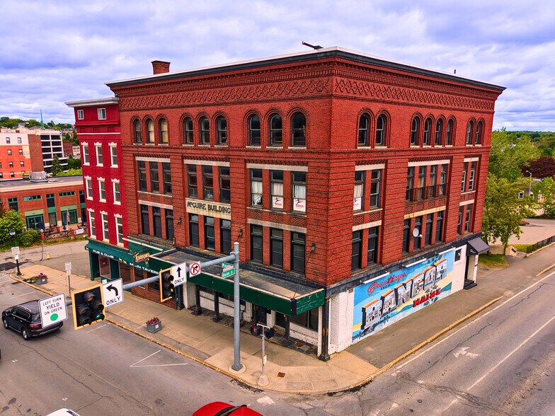 158 Main St, Bangor, ME à vendre - Photo de l’immeuble – Image 2 sur 7