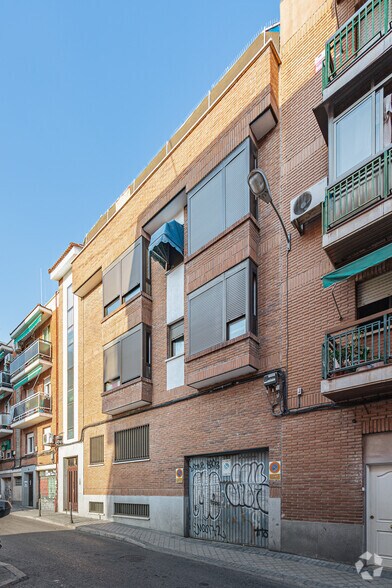Calle Elisa, 24, Madrid, Madrid à vendre - Photo de l’immeuble – Image 2 sur 3