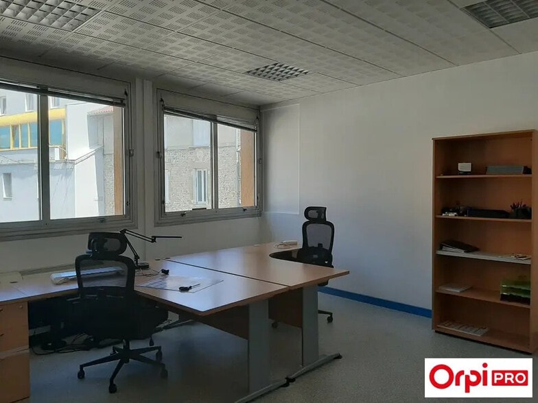 Bureau dans Valence à vendre - Photo de l’immeuble – Image 1 sur 10