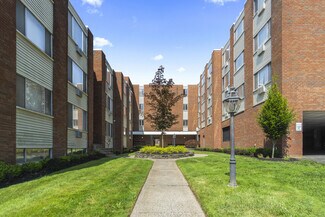 Plus de détails pour 5 Highland St, West Hartford, CT - Logement à vendre