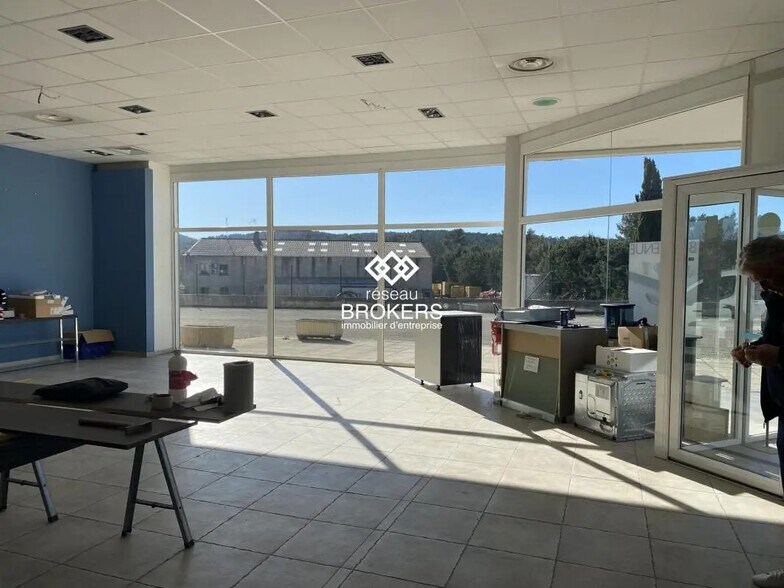 Local commercial dans Fayence à vendre - Photo de l’immeuble – Image 2 sur 12