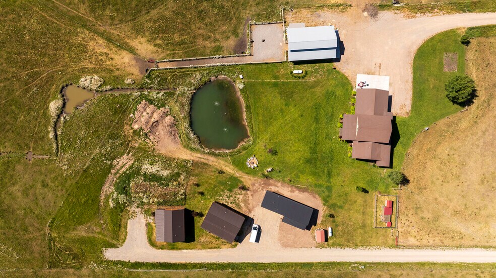 5352 County 114 rd, Etna, WY à vendre - Photo de l’immeuble – Image 3 sur 15