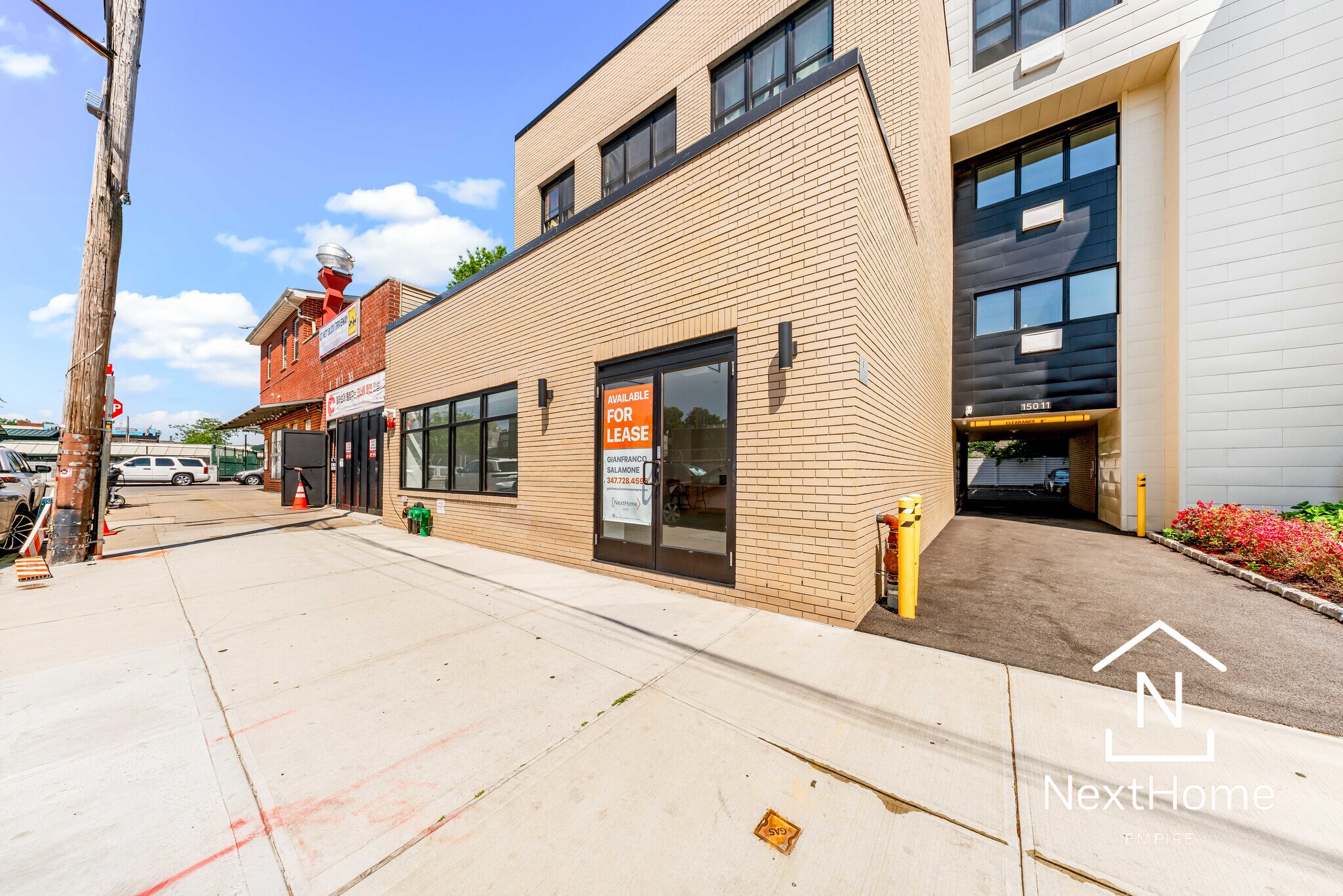 15011 41st Ave, Flushing, NY à louer Photo de l’immeuble– Image 1 sur 10