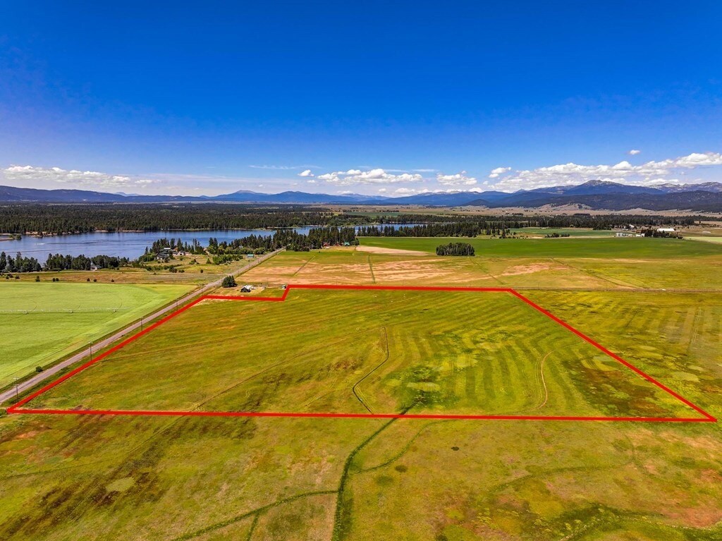 TBD Old Hwy 55, Donnelly, ID à vendre Aérien– Image 1 sur 10