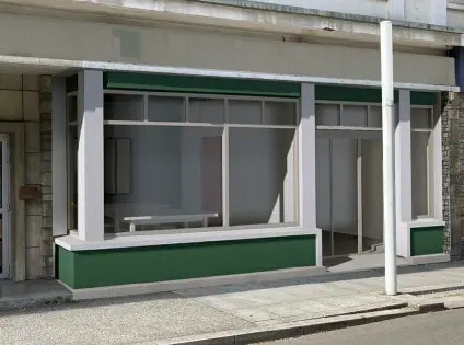 Bureau dans Saint-Nazaire à louer - Photo de l’immeuble – Image 1 sur 2