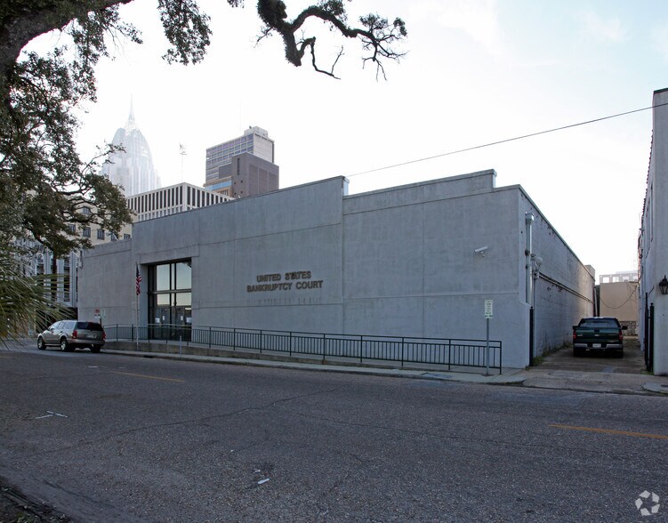 201 Saint Louis St, Mobile, AL à louer - Photo de l’immeuble – Image 3 sur 12