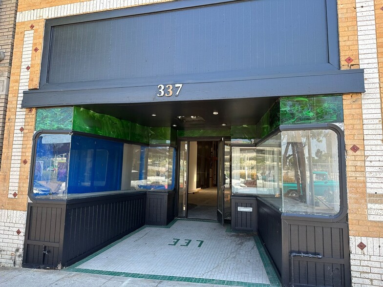 337-339 W 6th St, San Pedro, CA à louer - Photo de l’immeuble – Image 1 sur 4