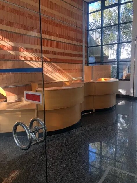 Plus de détails pour Bureau à vendre