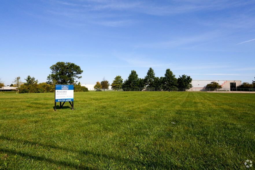 Muhlhauser Rd, Fairfield, OH à louer - Photo principale – Image 1 sur 5