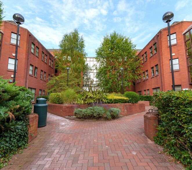 49 Calthorpe Rd, Birmingham à vendre - Photo de l’immeuble – Image 2 sur 8