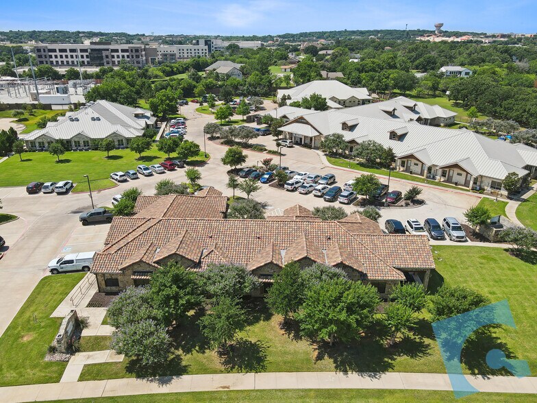 2011 E Kirkwood Blvd, Southlake, TX à louer - Photo de l’immeuble – Image 2 sur 20