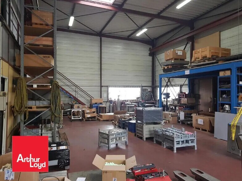 Local d’activités dans Barjouville à louer - Photo intérieure – Image 2 sur 6
