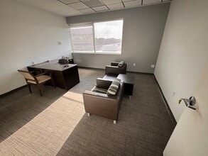 1095 Broken Sound Pky, Boca Raton, FL à louer Photo intérieure– Image 2 sur 3