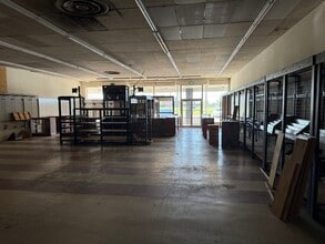 6016-6034 E 21st St, Indianapolis, IN à louer Photo intérieure– Image 2 sur 3