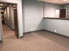 500 Adams Ave, Odessa, TX à louer Photo intérieure– Image 2 sur 9