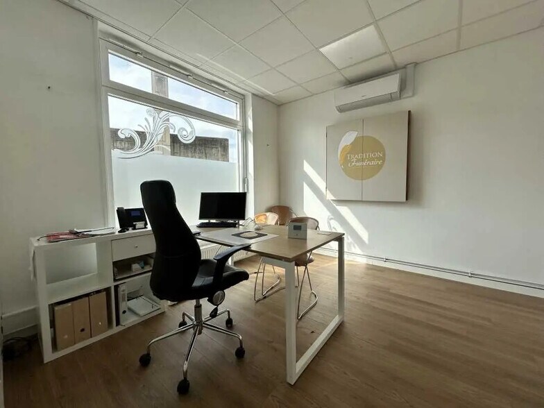 Bureau dans Lyon à louer - Photo de l’immeuble – Image 3 sur 5