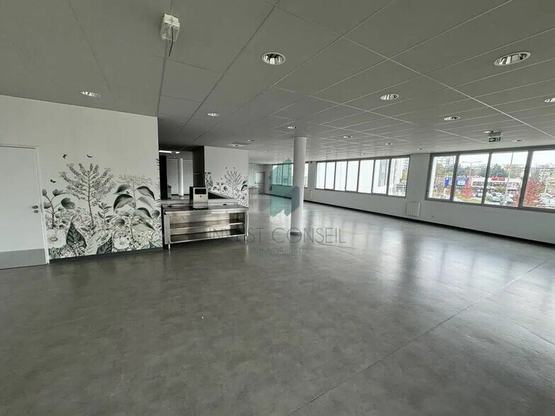 Local commercial dans Garges-lès-Gonesse à vendre - Photo de l’immeuble – Image 1 sur 9