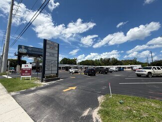 Plus de détails pour 7630 S Us-1 Hwy, Port Saint Lucie, FL - Local commercial à louer
