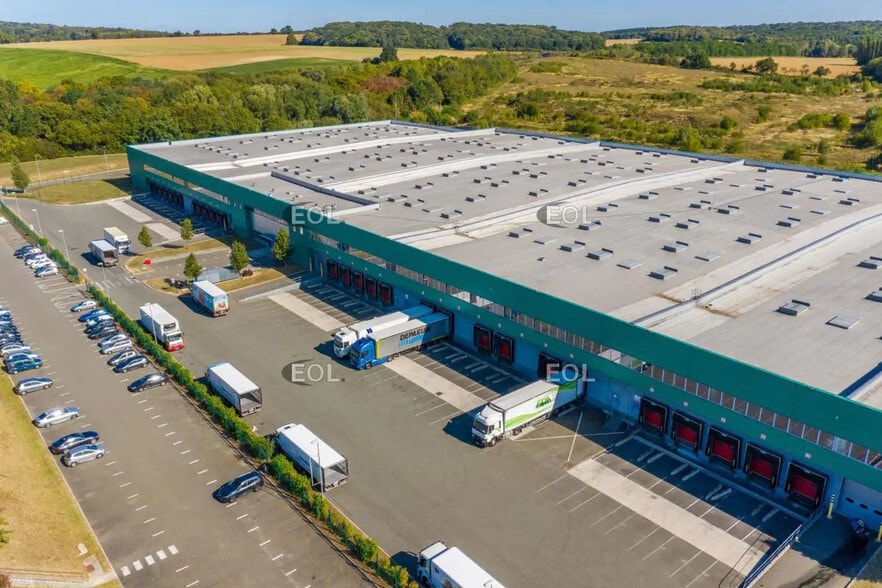 Industriel/Logistique dans Moussy-le-Neuf à louer - Photo de l’immeuble – Image 1 sur 3