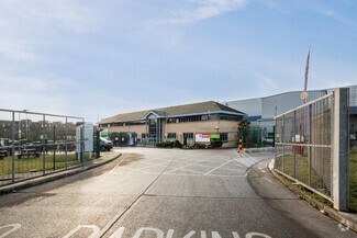 Plus de détails pour 345 Southbury Rd, Enfield - Industriel/Logistique à louer