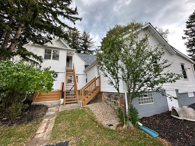 24512 Emery Rd, Warrensville Heights, OH à vendre - Photo de l’immeuble – Image 2 sur 26