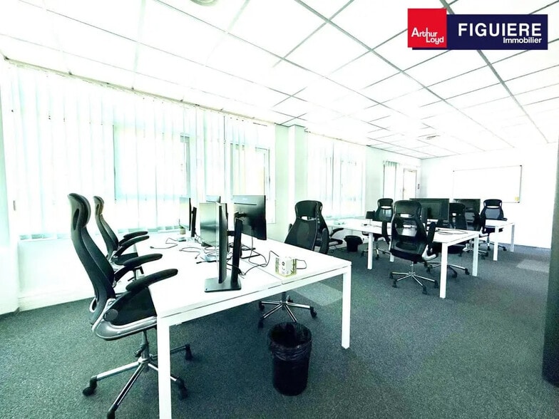 Bureau dans Aix-en-Provence à louer - Photo intérieure – Image 2 sur 13