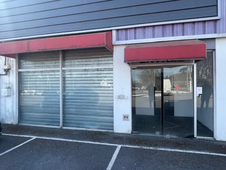 Local commercial dans Tarbes à louer - Photo de l’immeuble – Image 1 sur 6